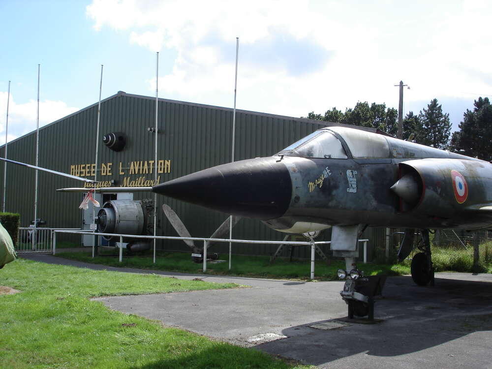 Musée de l'aviation - WARLUIS - 33 km