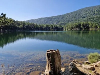 Lac de BalcĂšre