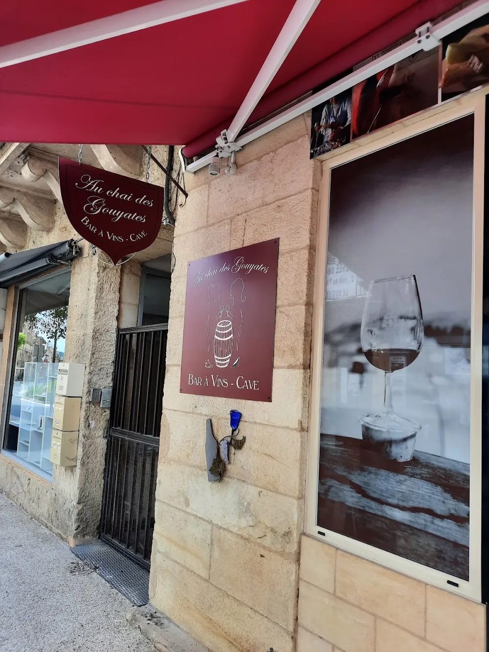 Au chai des Gouyates