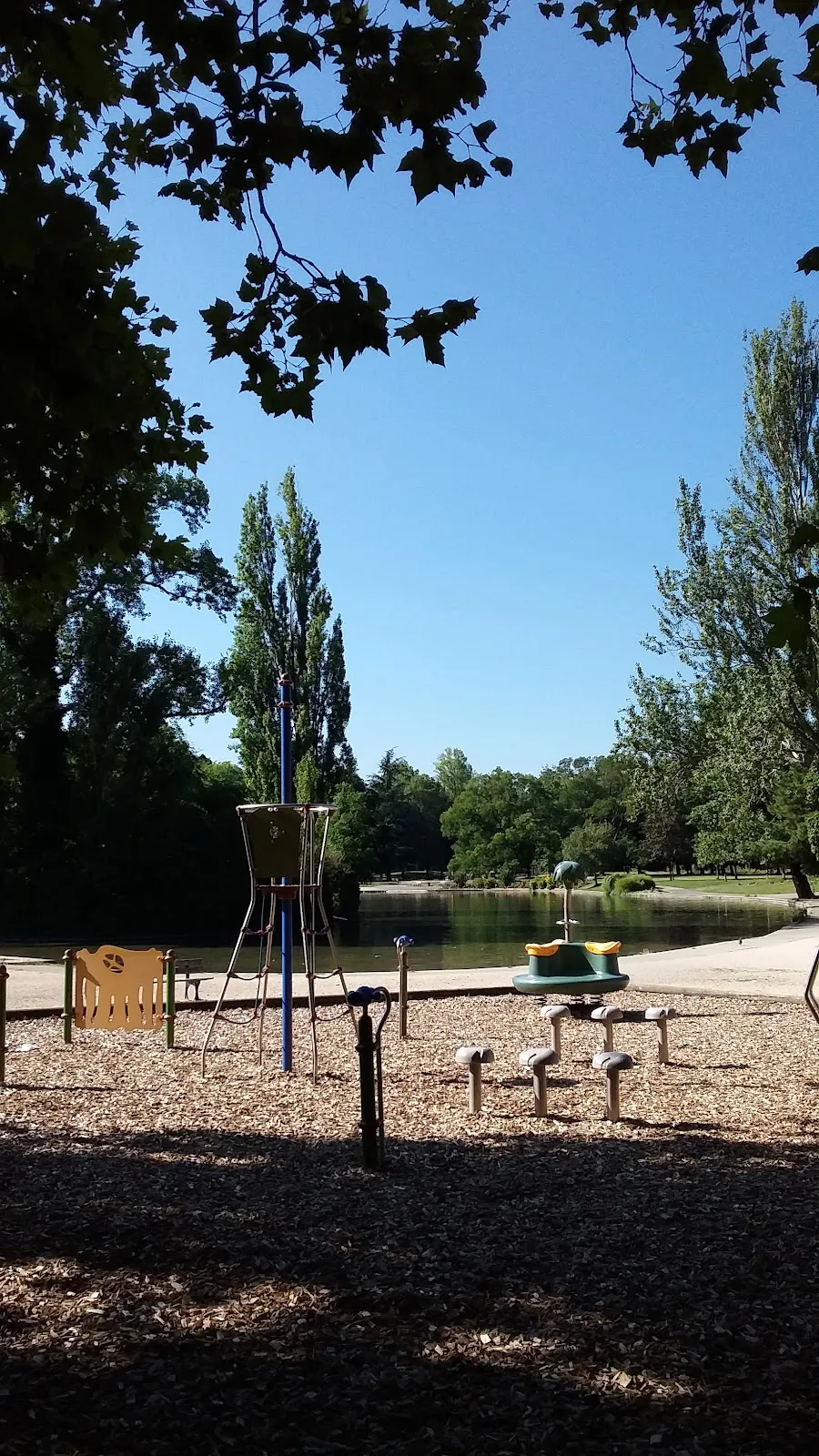 Parc des Champs-ĂlysĂ©es