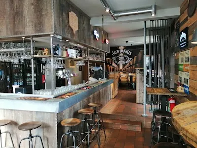 Taverne , Bar le bercet