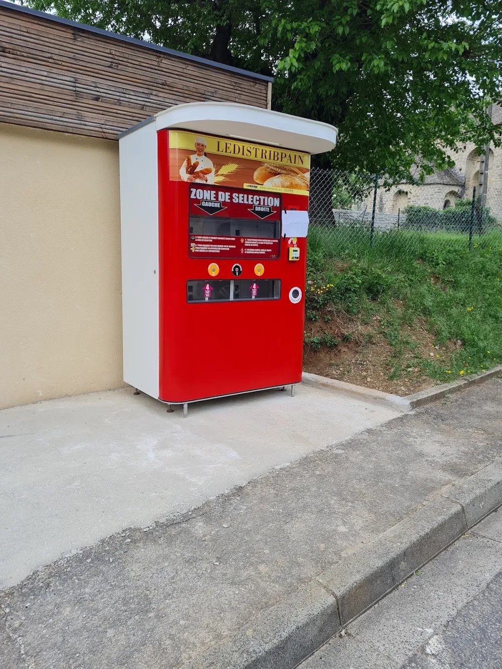 Distrib Pain Le Rozier