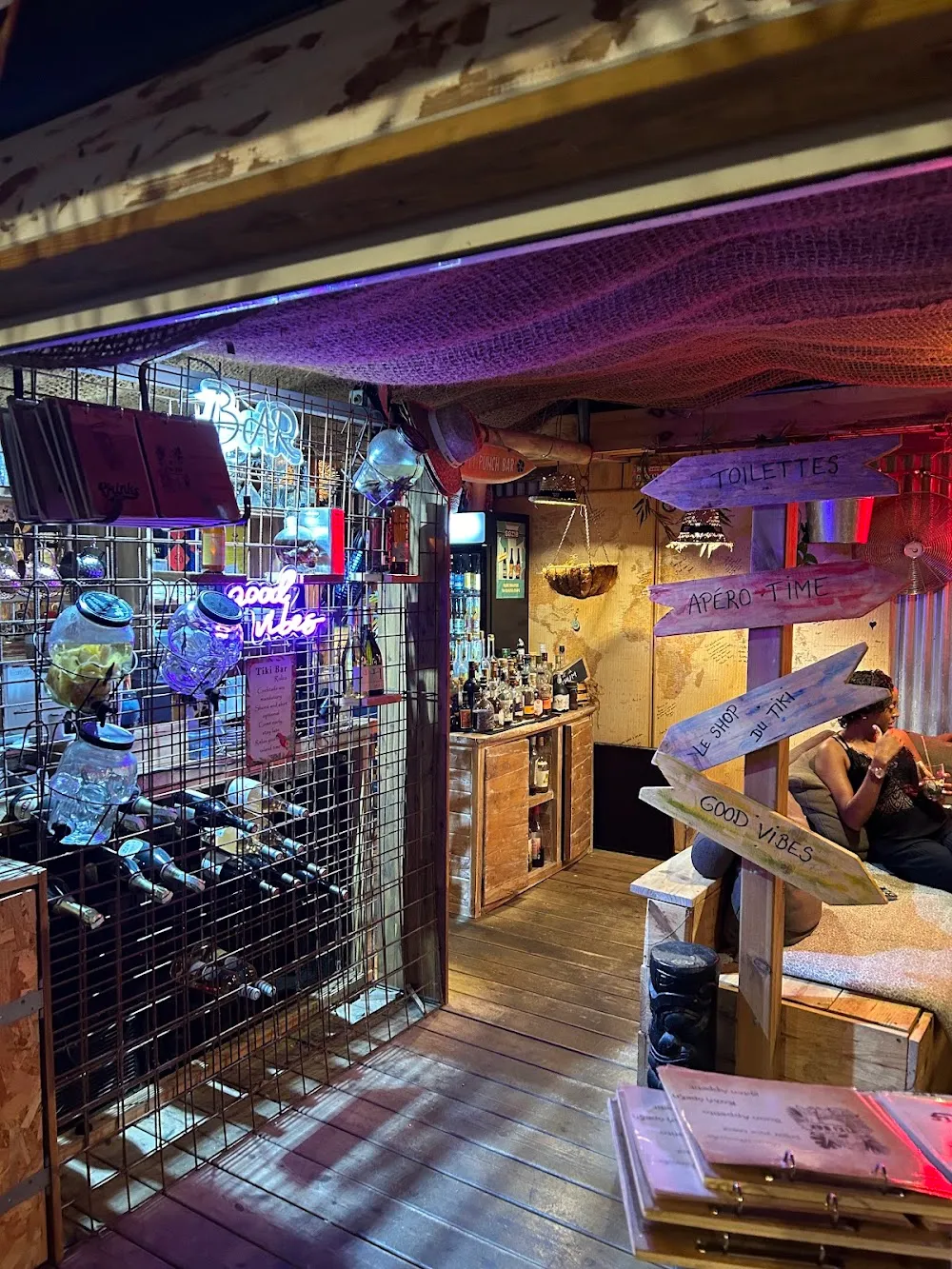 Tiki Bar