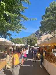 🧺 Vendredi Matin : Moustiers-Sainte-Marie
