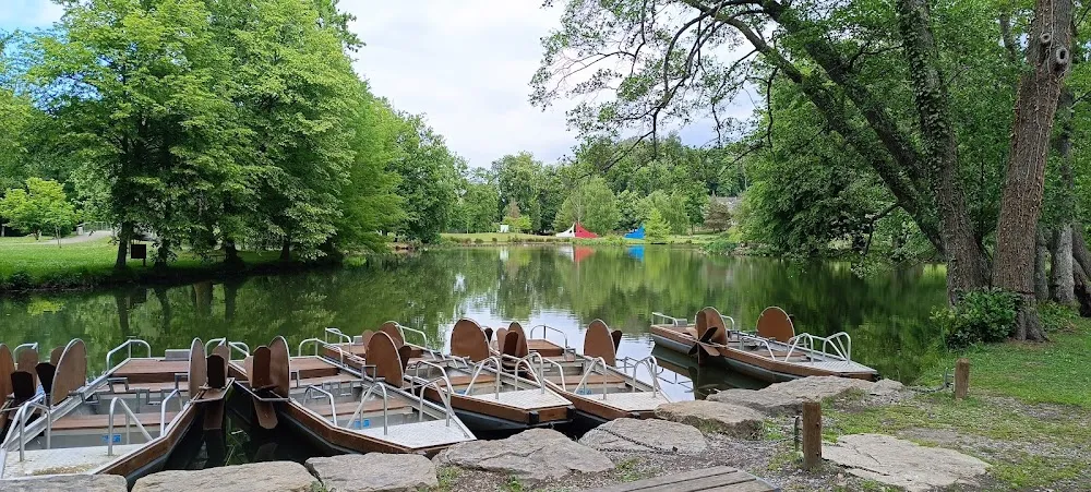 Les barques des Jardins d'O de Nismes