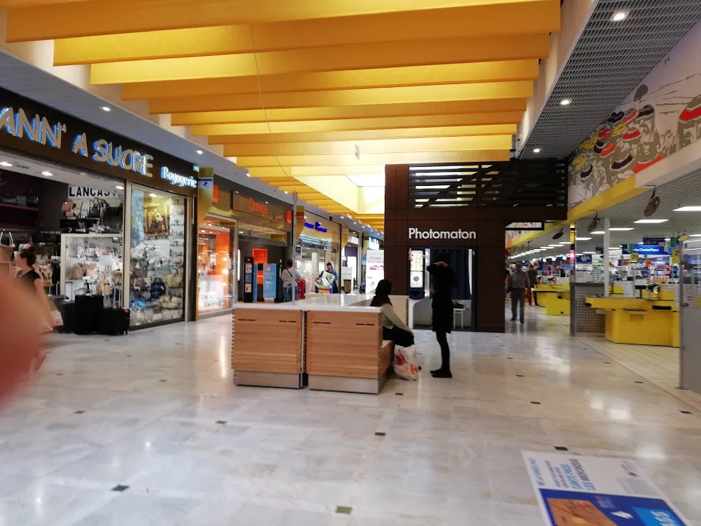 Carrefour Nice Lingostière