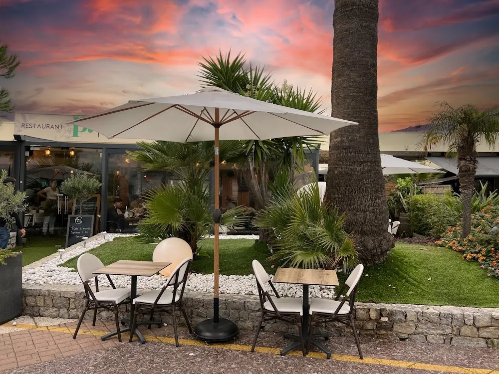 People Restaurant - Music - Bar - Saint-Laurent-du-Var