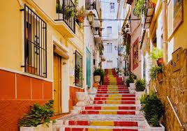 Explorez la vieille ville de Calp
