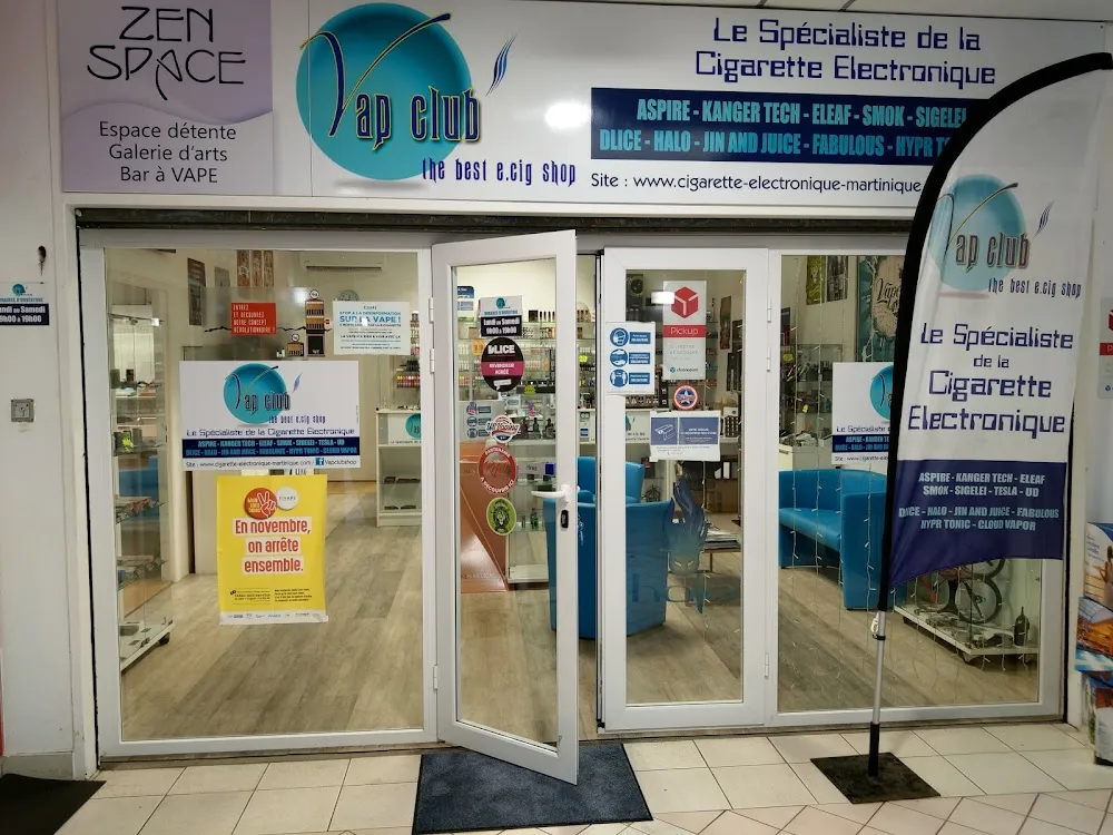 Centre-commercial de Carrefour Cluny