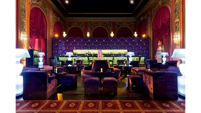 O2 Sofa Bar