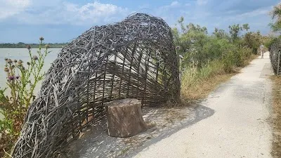 Point d'observation des oiseaux de la réserve du Méjean