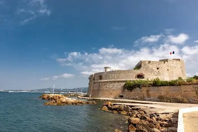 La Tour Royale