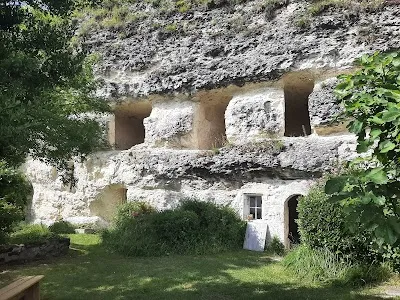 Ermitage monolithe de Mortagne-sur-Gironde