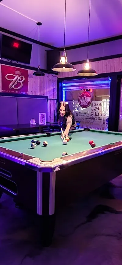 BLUERAY BAR (Bar le Allard)