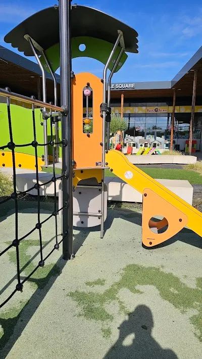 Parc enfants/ jeux extérieurs