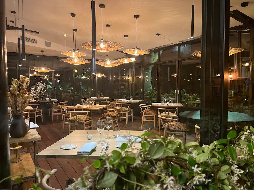 Le 6 à table