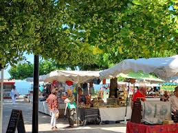 🧺 Mercredi et Samedi Matin : Tourtour