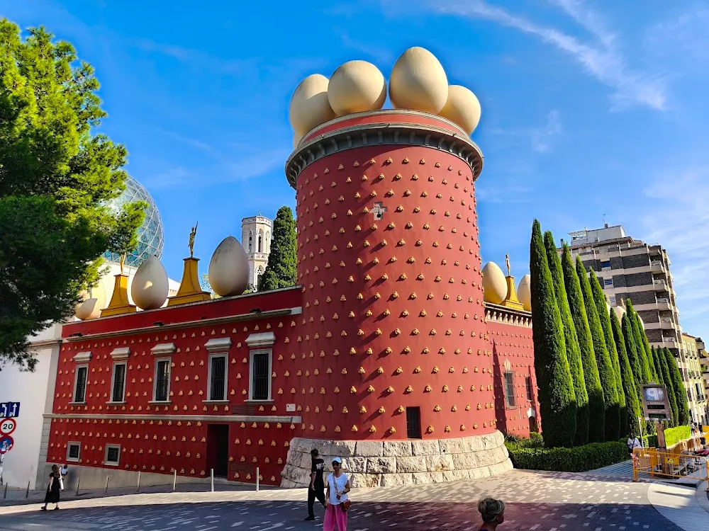 Théâtre-musée Dalí