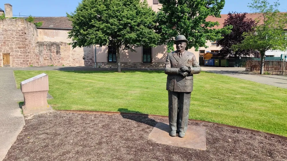 Statue d'Ettore BUGATTI