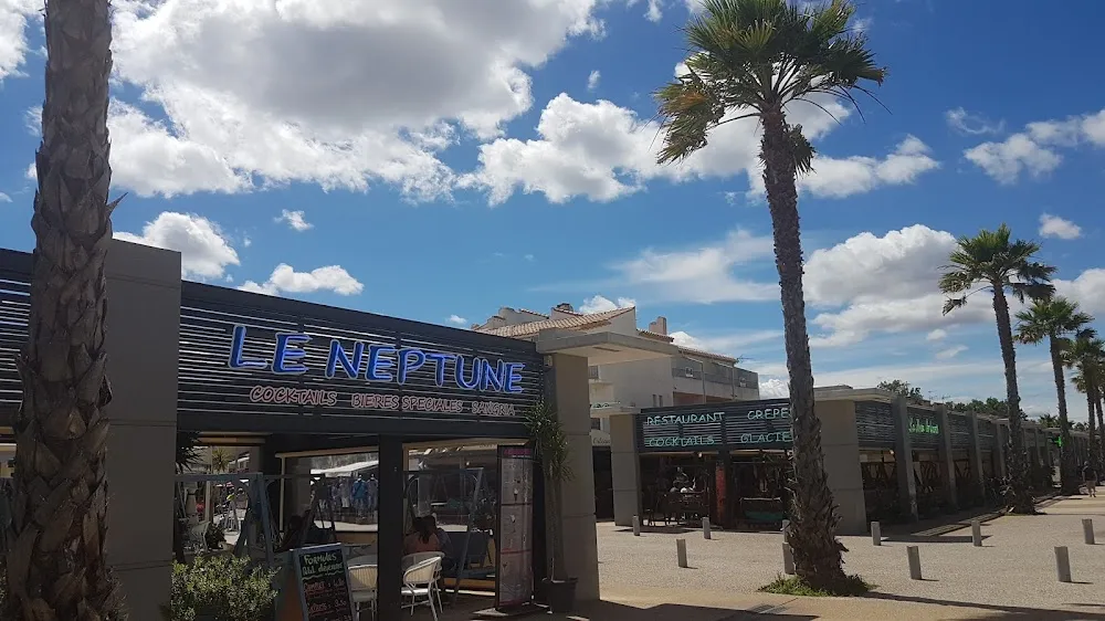 Le Neptune Bar PMU