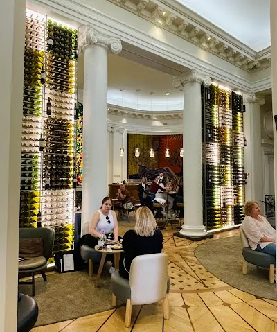 Le Bar Ă Vin