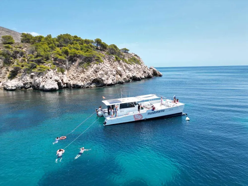 Catamarán Mundo Marino Calpe | Excursiones en barco Calpe