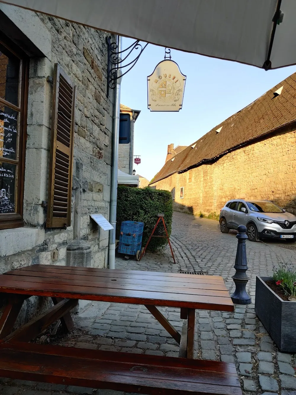 Le Médiéval HIERGES centre historique