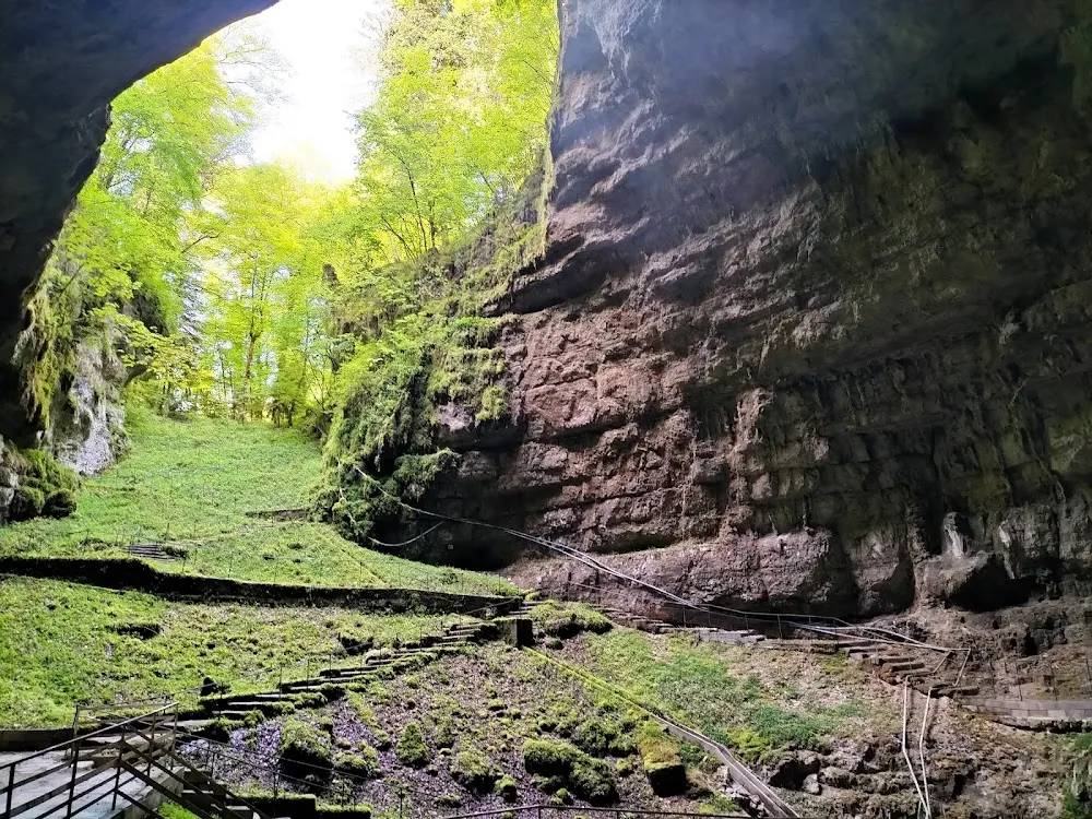 Grotte de la Glacière