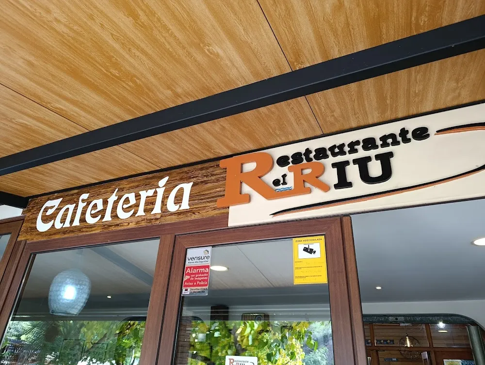 EL RIU
