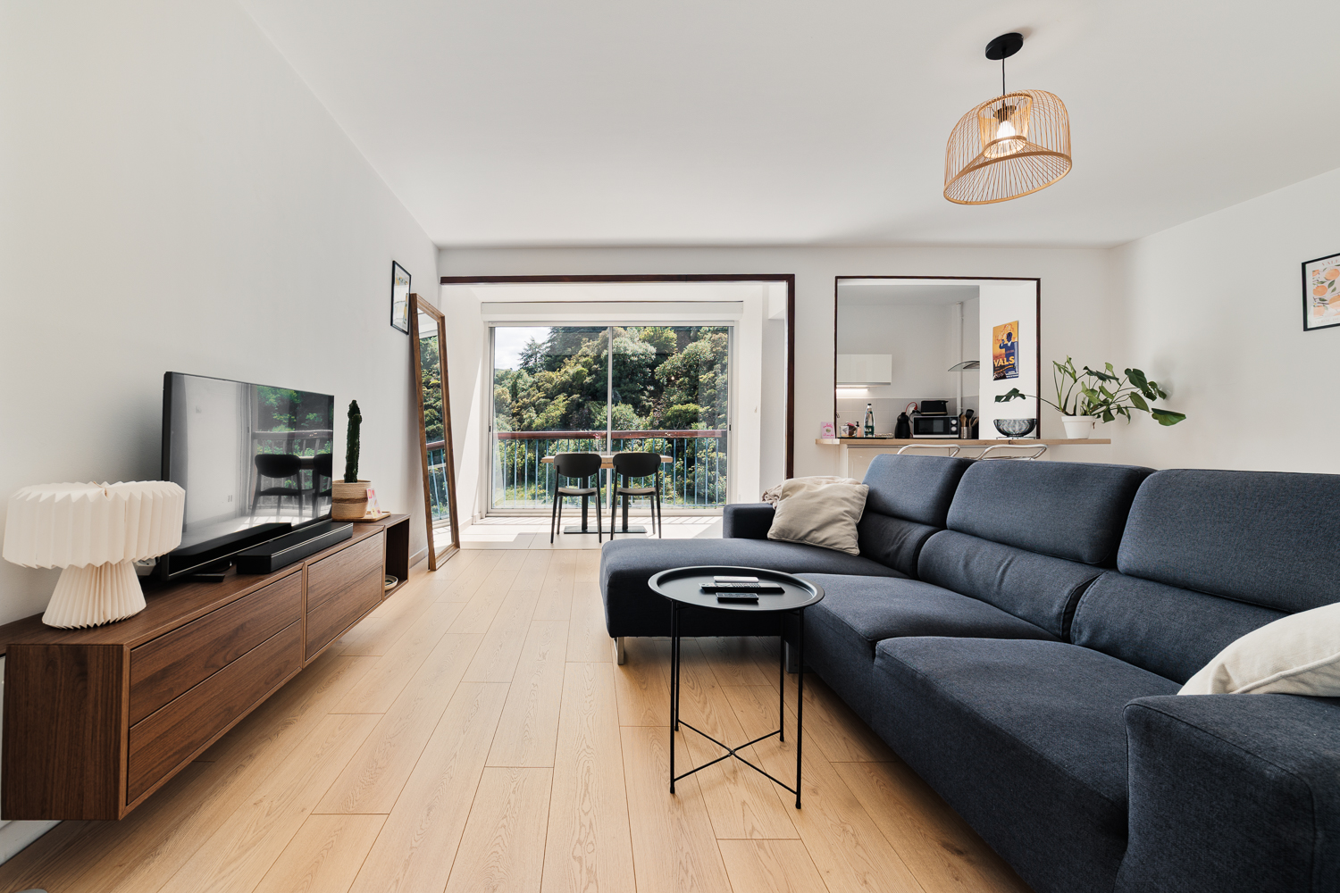 Superbe studio avec accès à la rivière